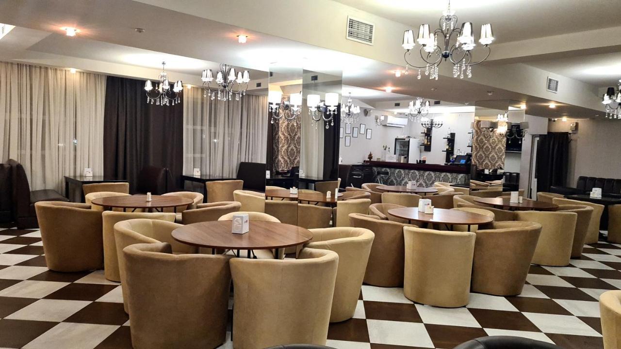 Congress Hotel Verhovina Petropavlovskaya Borshchagovka Esterno foto