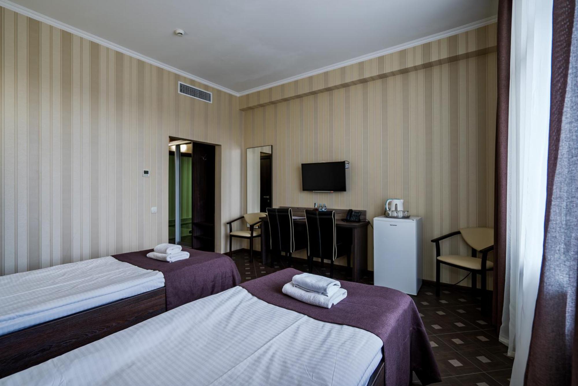 Congress Hotel Verhovina Petropavlovskaya Borshchagovka Esterno foto