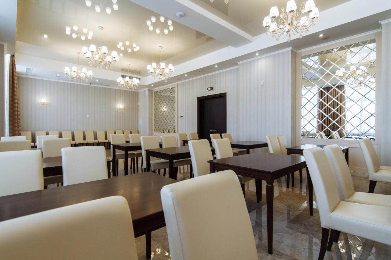 Congress Hotel Verhovina Petropavlovskaya Borshchagovka Esterno foto
