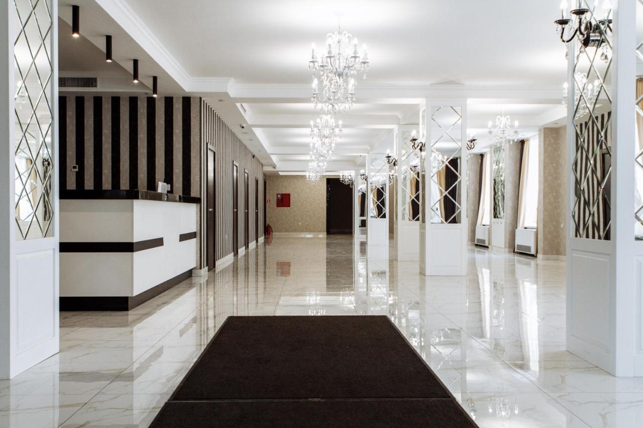 Congress Hotel Verhovina Petropavlovskaya Borshchagovka Esterno foto